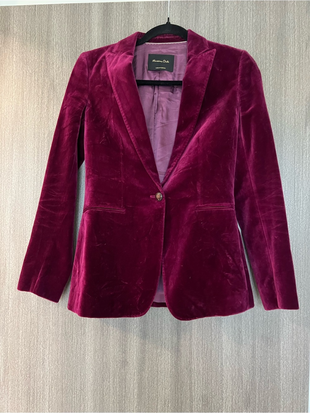 Massimo Dutti Velvet Blazer in Wine Red
